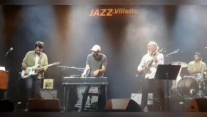 Scary Goldings feat. John Scofield, Louis Cole, MonoNeon, Larry Goldings, Scary Pockets - Knower