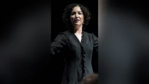 Nova Mondo directed by Beatriz Fernández Aucejo & the Paris Mozart Orchestra