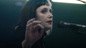 Slow Dive - Echoes With Jehnny Beth