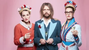 BLOND & BLOND & BLOND