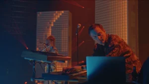 Barnt x Ludivine Issambourg play W.A Mozart