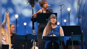 THE SIRENS AND ULYSSES - L'Assemblée, Marie van Rhijn